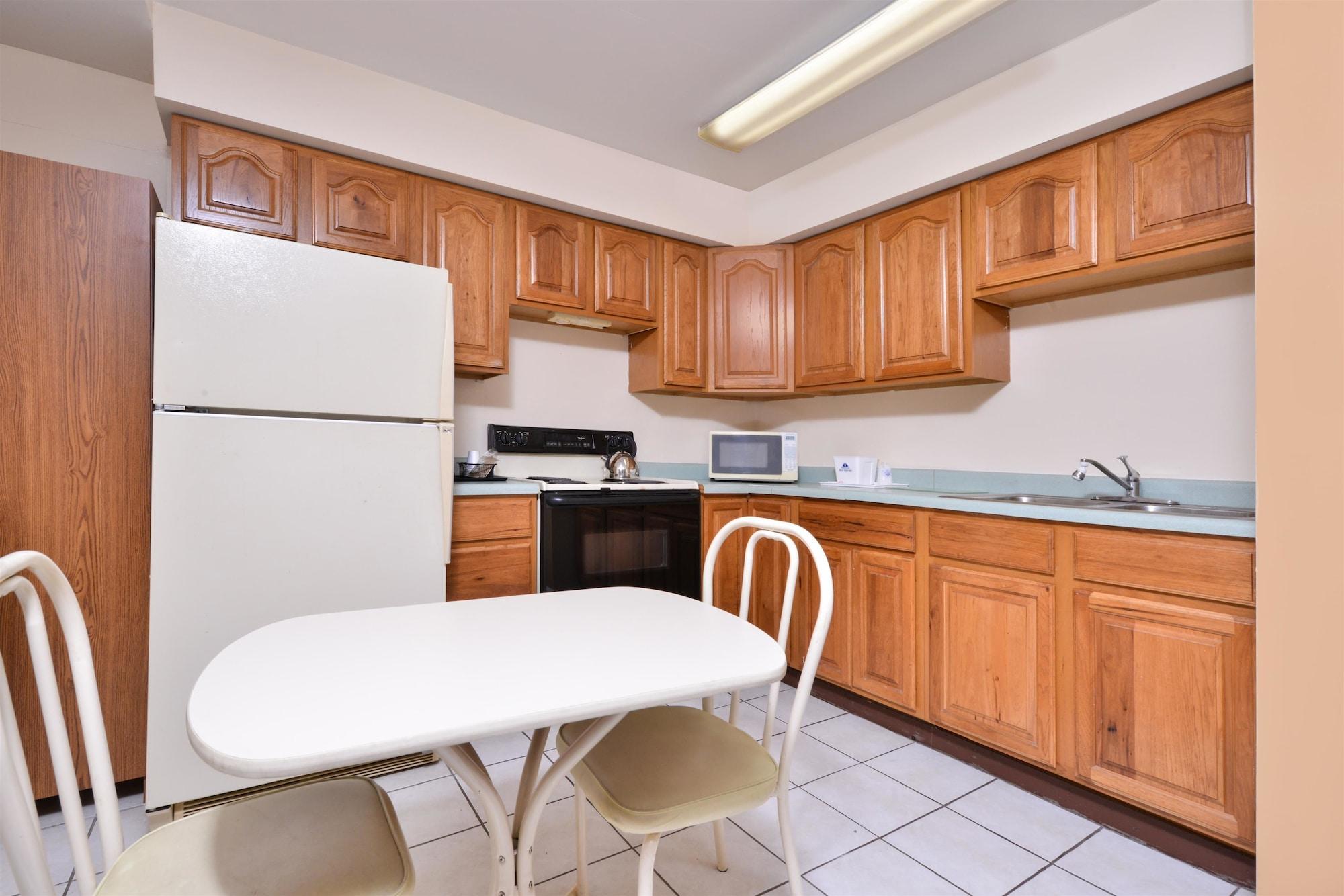 Americas Best Value Inn Jonesville/Hillsdale מראה חיצוני תמונה