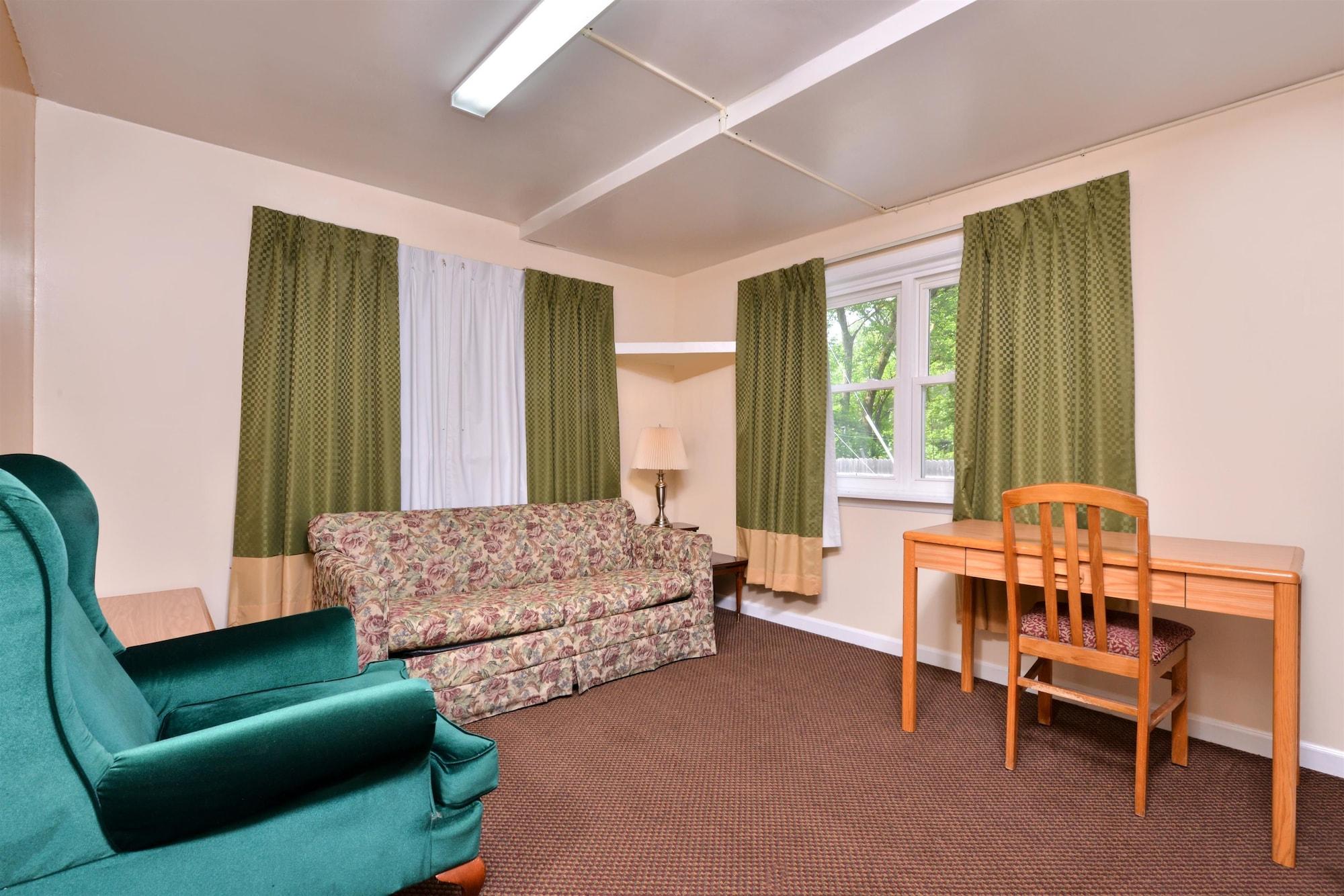 Americas Best Value Inn Jonesville/Hillsdale מראה חיצוני תמונה