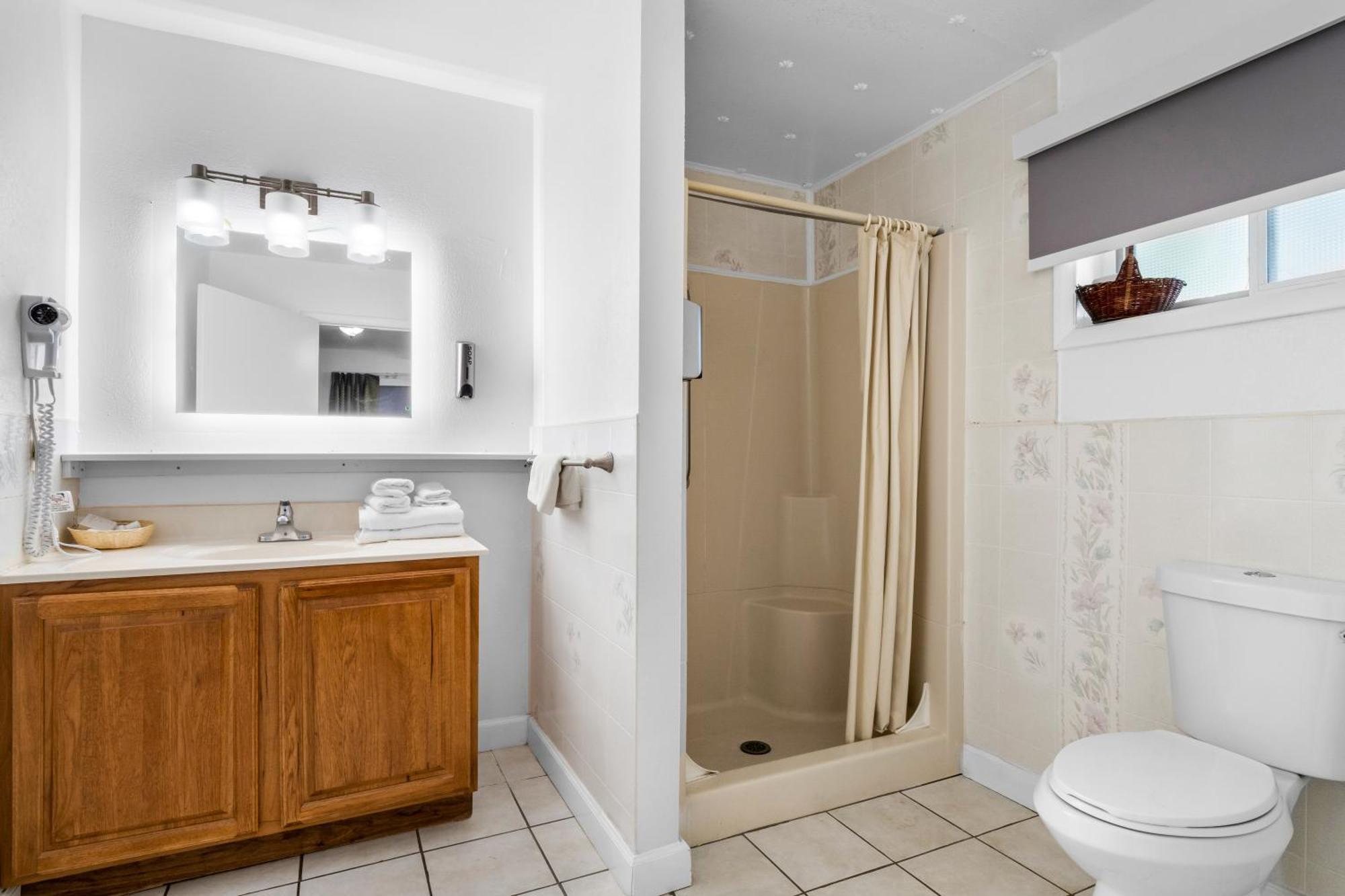 Americas Best Value Inn Jonesville/Hillsdale מראה חיצוני תמונה