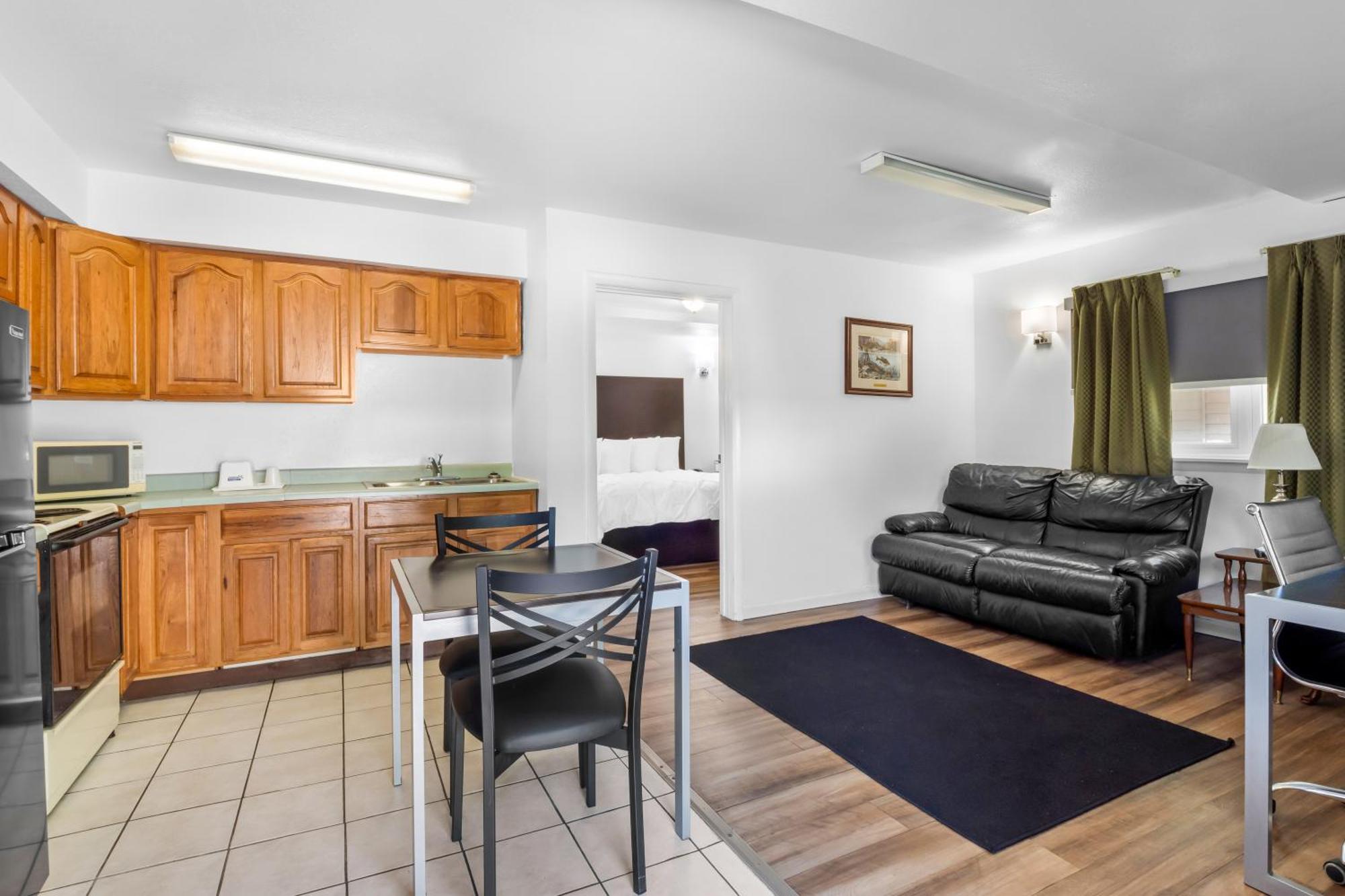 Americas Best Value Inn Jonesville/Hillsdale מראה חיצוני תמונה
