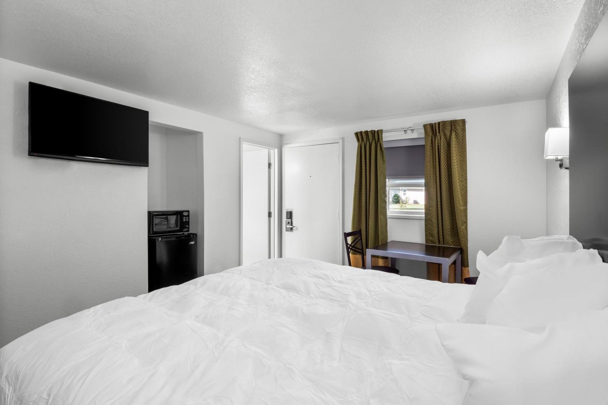 Americas Best Value Inn Jonesville/Hillsdale מראה חיצוני תמונה