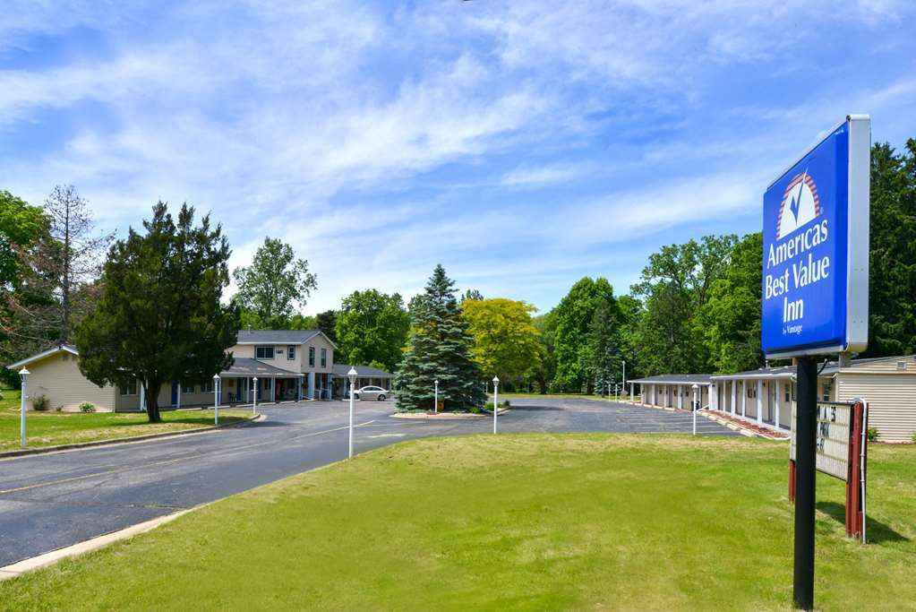 Americas Best Value Inn Jonesville/Hillsdale מראה חיצוני תמונה